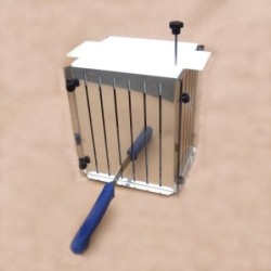 Coupe-Brochettes 42 brochettesdisponible à la Maison Pollet de Toulouse